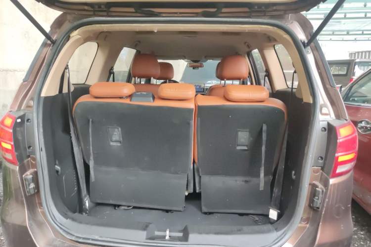 Used BAIC Weiwang M50F 2017 1.5L Standard Model Trunk