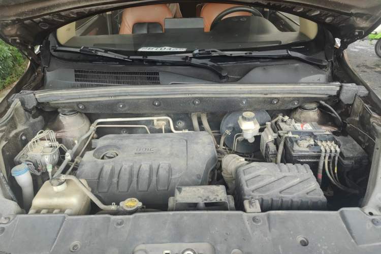 Used BAIC Weiwang M50F 2017 1.5L Luxury Model Engine Bay
