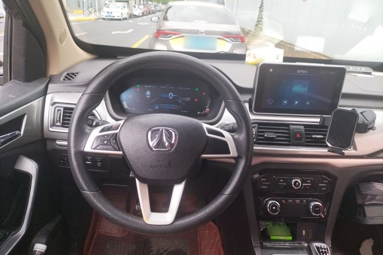 Used BAIC Weiwang M50F 2017 1.5L Luxury Model Steering Wheel