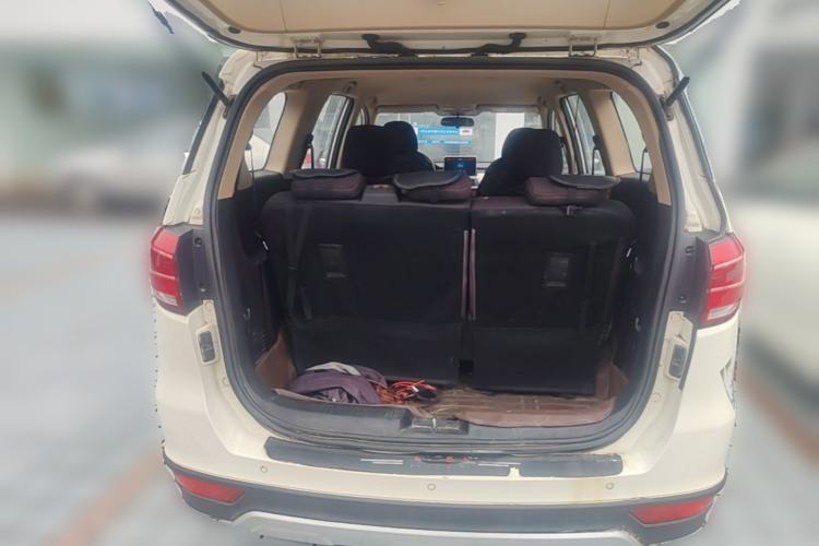 Used BAIC Weiwang M50F 2017 1.5L Standard Model Trunk