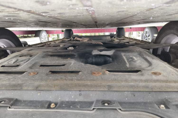 Used BAIC Weiwang M50F 2017 1.5L Comfort Edition Chassis Front
