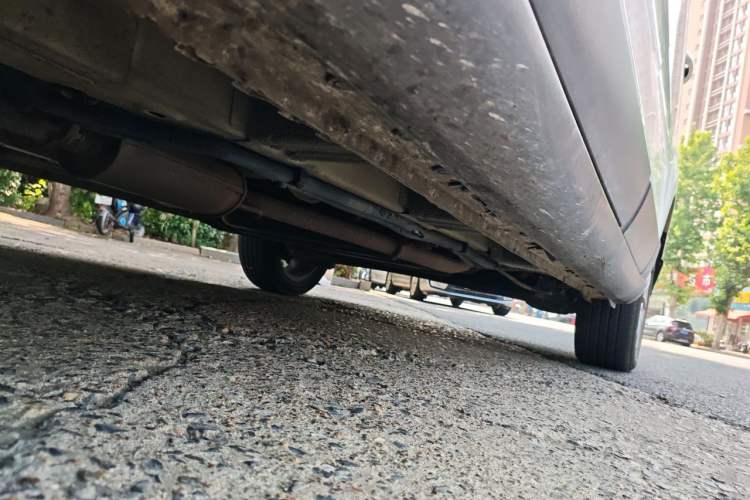 Used BAIC Weiwang M50F 2017 1.5L Standard Model Chassis Front Left