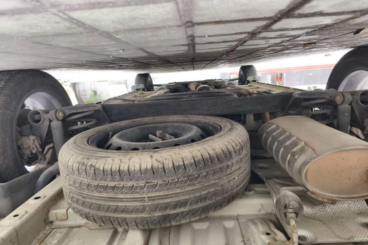 Used BAIC Weiwang M50F 2017 1.5L Comfort Edition Chassis Rear