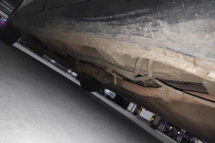 Used BAIC Weiwang M50F 2017 1.5L Comfort Edition Chassis Rear Left