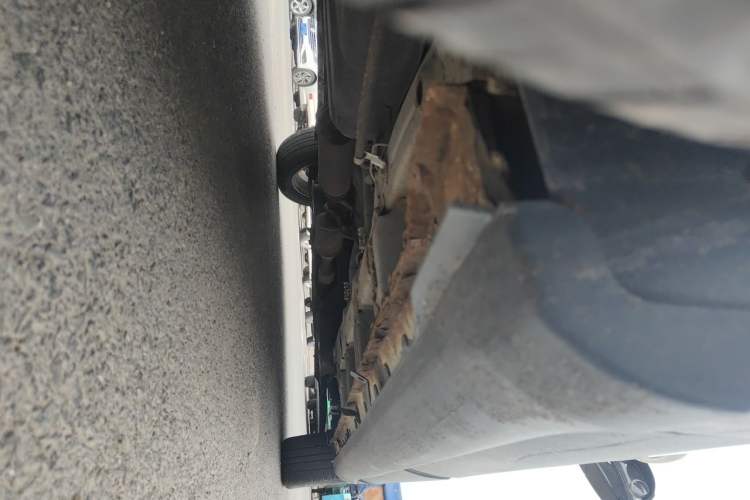 Used BAIC Weiwang M50F 2017 1.5L Comfort Edition Chassis Rear Right