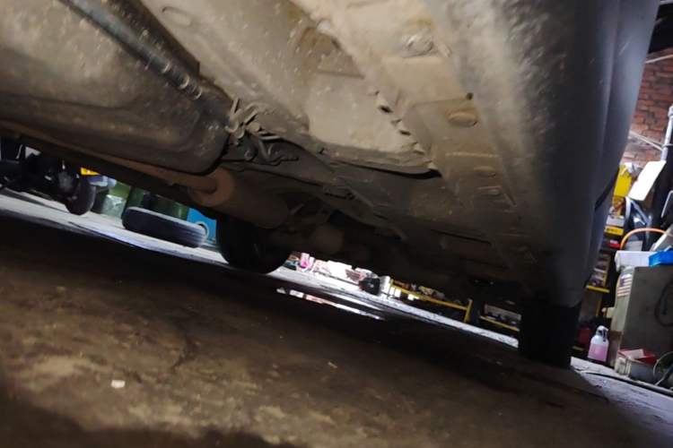 Used BAIC Weiwang M50F 2017 1.5L Standard Model Chassis Rear Right