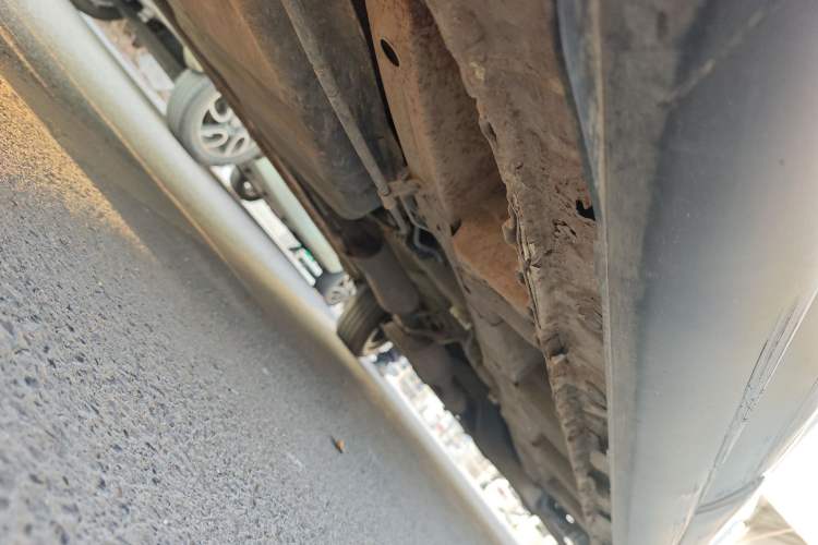Used BAIC Weiwang M50F 2017 1.5L Comfort Edition Chassis Rear Right