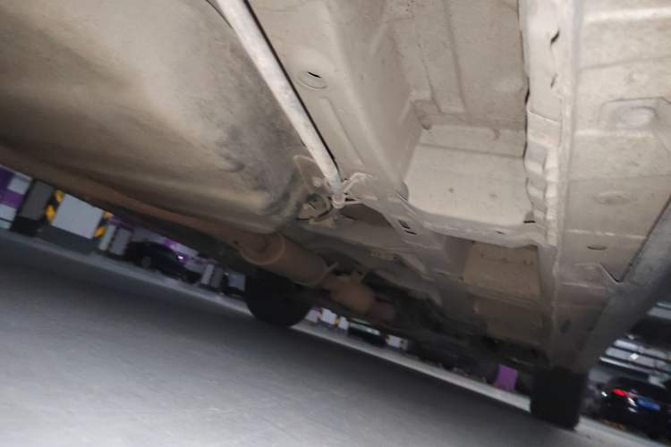 Used BAIC Weiwang M50F 2017 1.5L Comfort Edition Chassis Rear Right