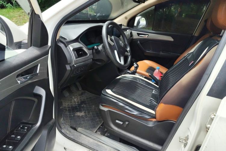 Used BAIC Weiwang M50F 2017 1.5L Luxury Model Driver Seat