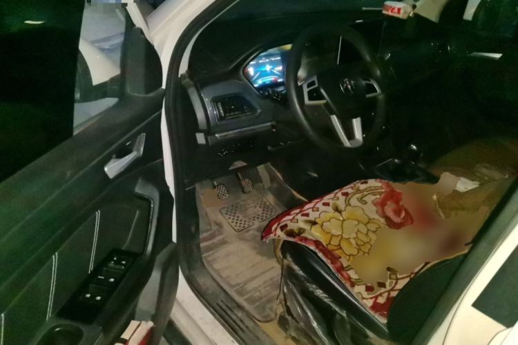 Used BAIC Weiwang M50F 2017 1.5L Comfort Edition Driver Seat