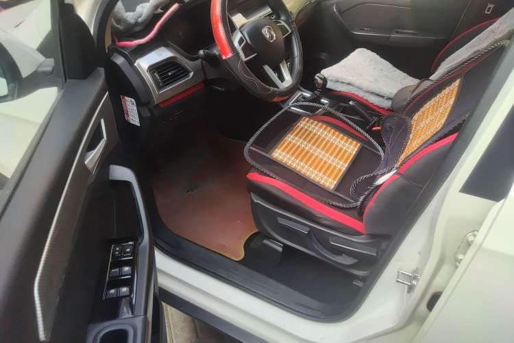 Used BAIC Weiwang M50F 2017 1.5L Standard Model Driver Seat