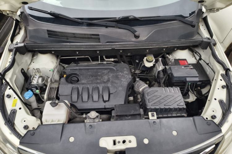 Used BAIC Weiwang M50F 2017 1.5L Comfort Edition Engine Bay