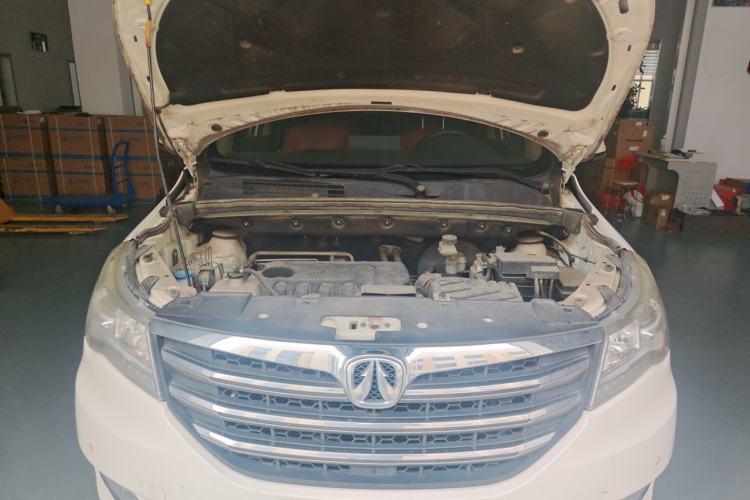 Used BAIC Weiwang M50F 2017 1.5L Luxury Model Engine Bay