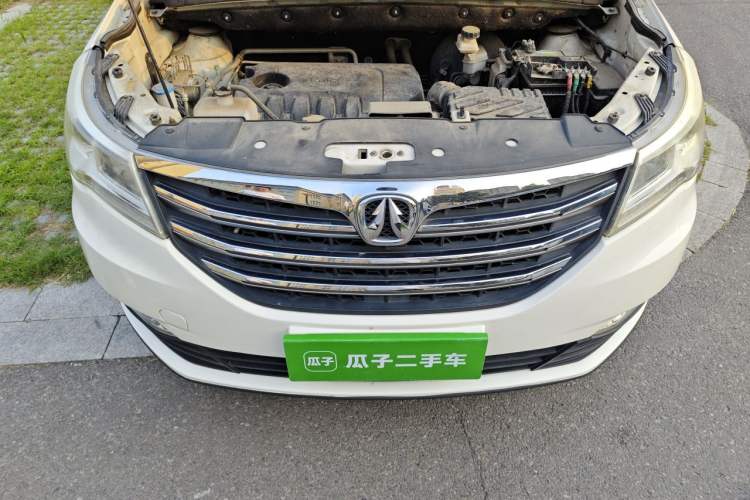 Used BAIC Weiwang M50F 2017 1.5L Standard Model Engine Bay