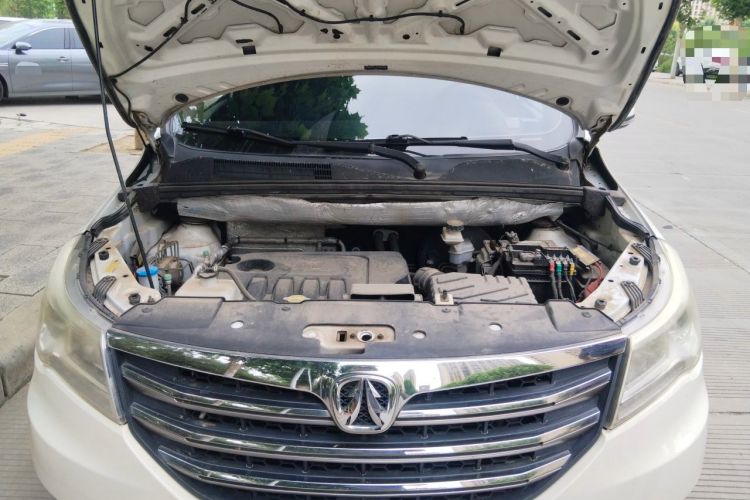 Used BAIC Weiwang M50F 2017 1.5L Standard Model Engine Bay