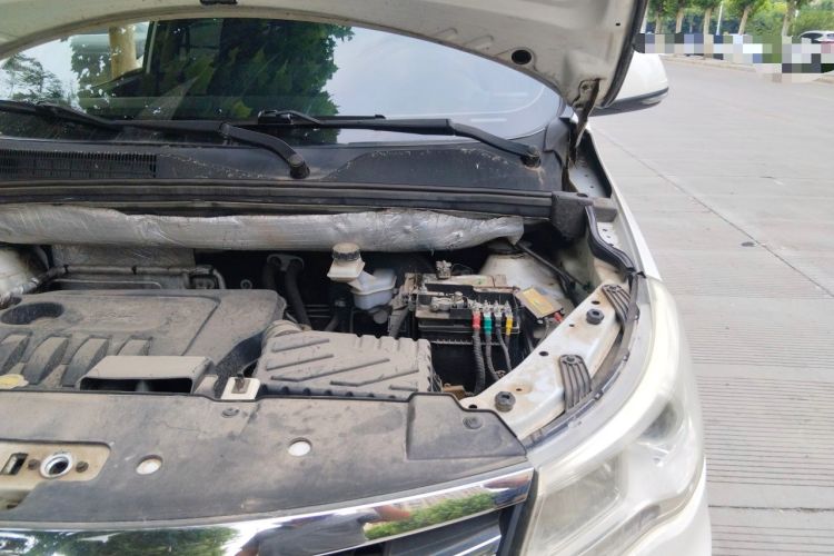 Used BAIC Weiwang M50F 2017 1.5L Standard Model Engine Bay Left