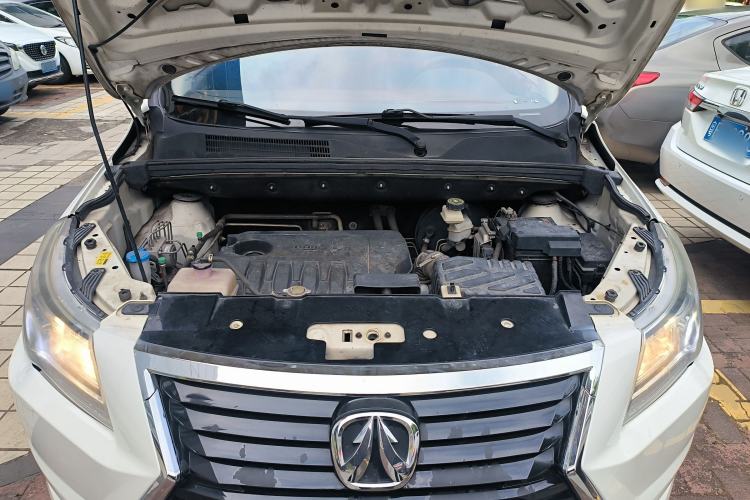 Used BAIC Weiwang M50F 2017 1.5L Standard Model Engine Bay