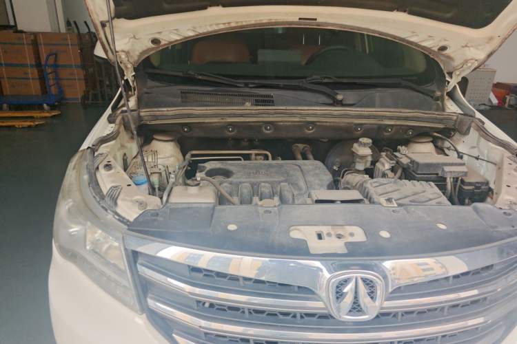 Used BAIC Weiwang M50F 2017 1.5L Luxury Model Engine Bay Right