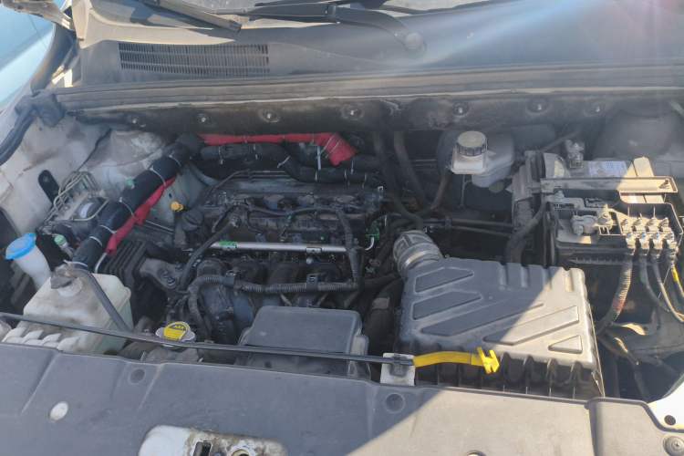 Used BAIC Weiwang M50F 2017 1.5L Comfort Edition Engine Bay
