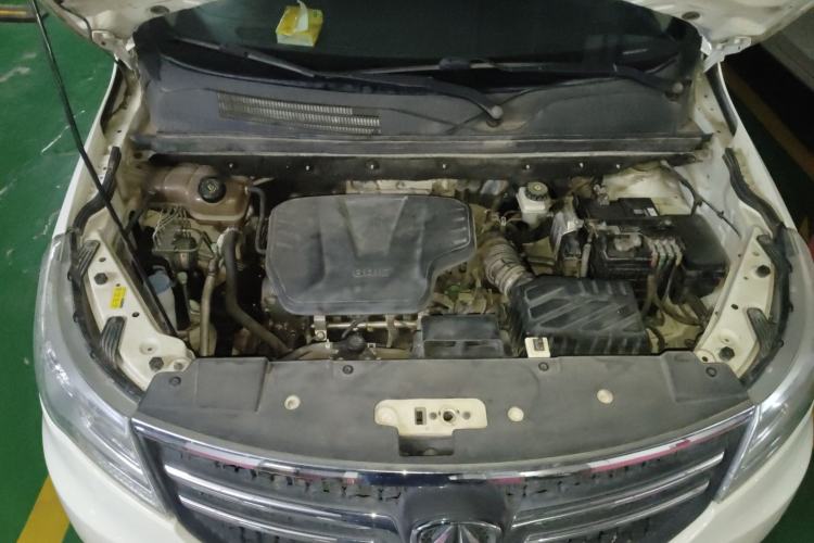 Used BAIC Weiwang M50F 2017 1.3T Comfort Edition Engine Bay