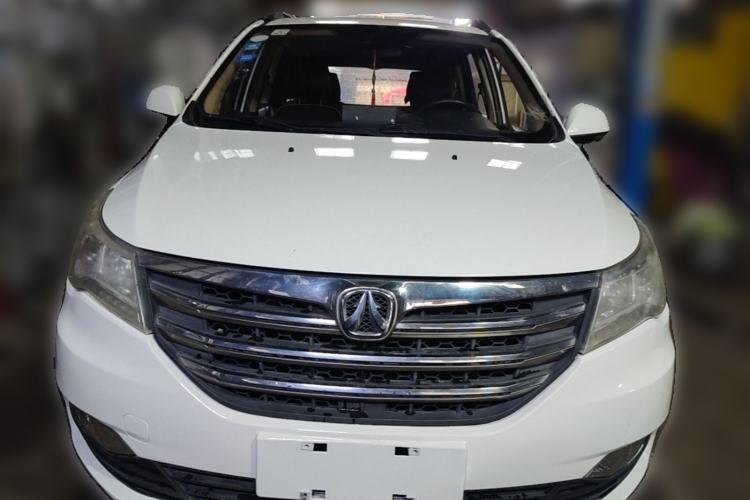 Used BAIC Weiwang M50F 2017 1.5L Standard Model Front