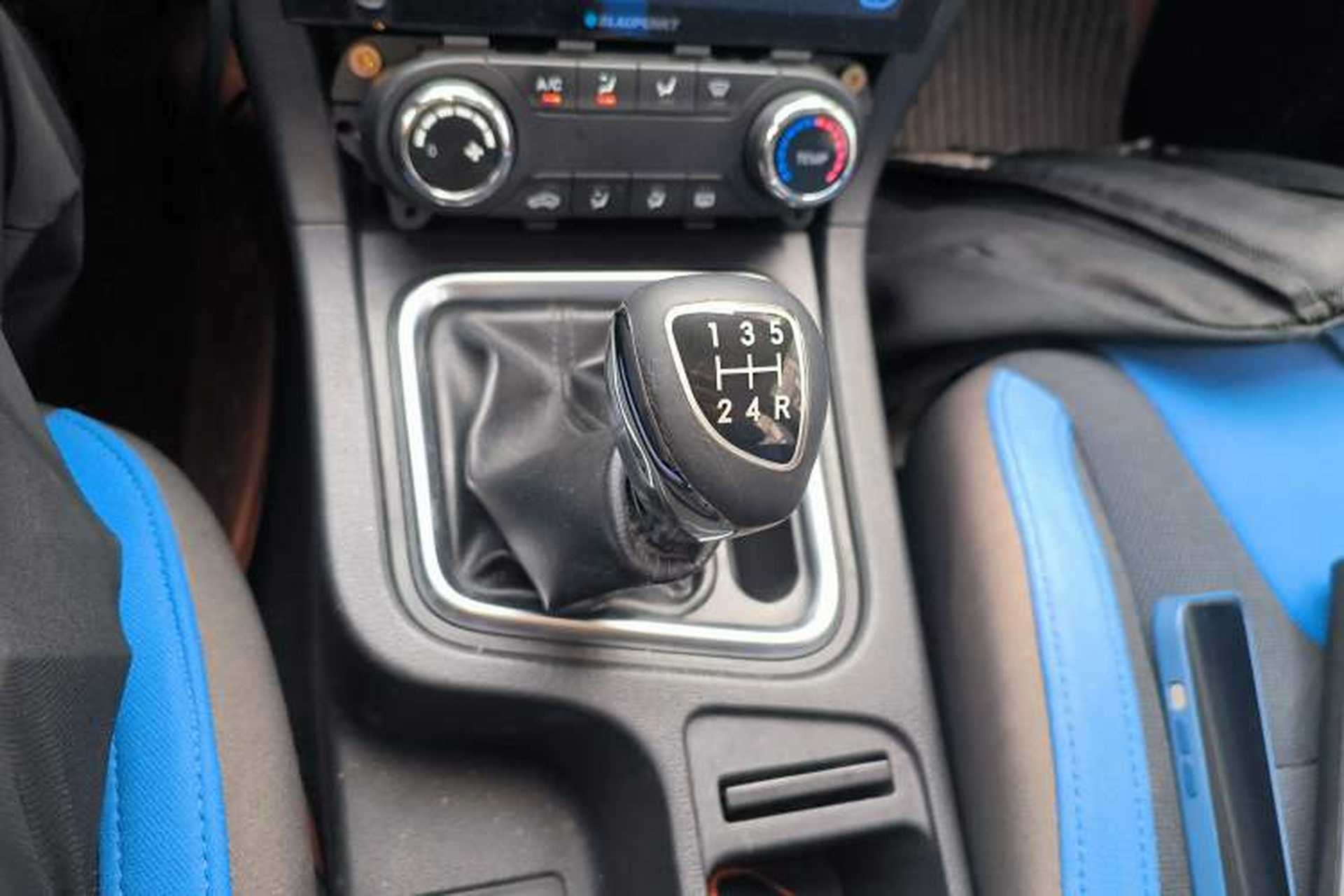 Used BAIC Weiwang M50F 2017 1.5L Standard Model Gear Lever