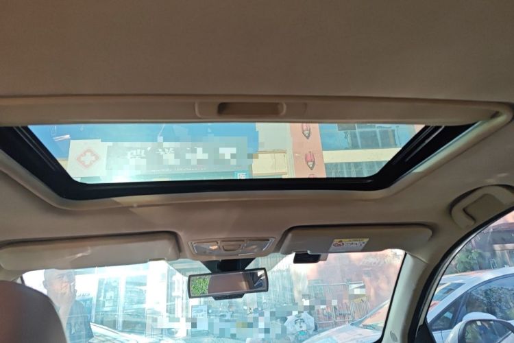 Used BAIC Weiwang M50F 2017 1.5L Luxury Model Headliner