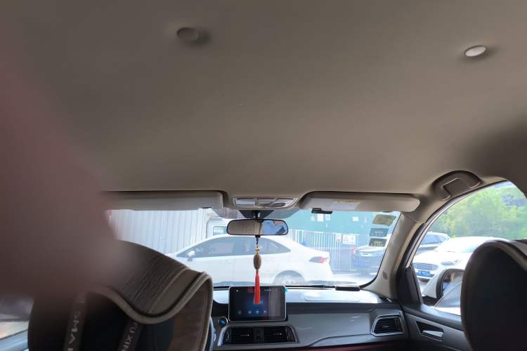 Used BAIC Weiwang M50F 2017 1.5L Standard Model Headliner