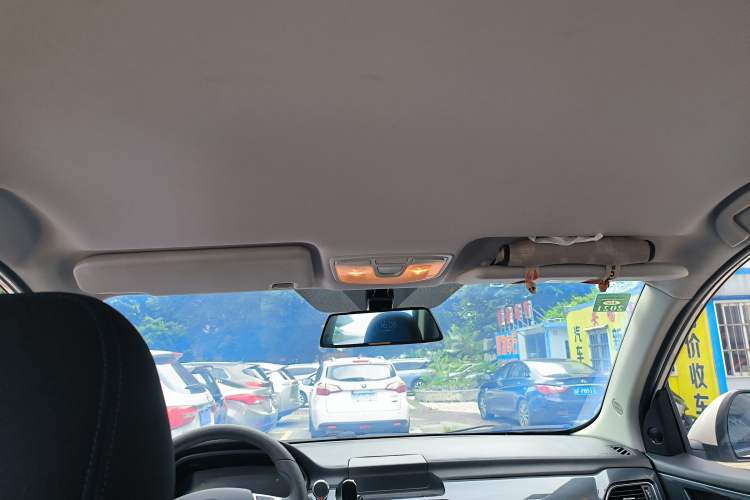 Used BAIC Weiwang M50F 2017 1.5L Standard Model Headliner