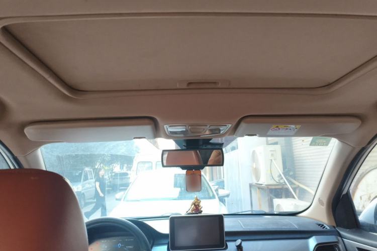 Used BAIC Weiwang M50F 2017 1.5L Luxury Model Headliner