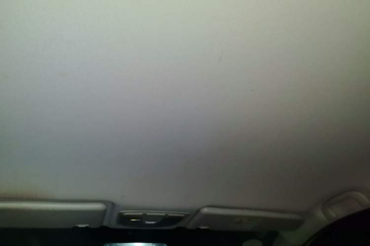 Used BAIC Weiwang M50F 2017 1.5L Comfort Edition Headliner