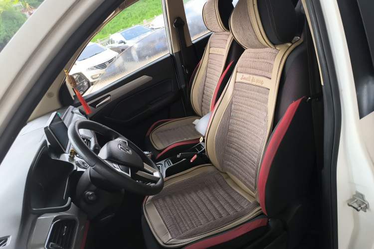 Used BAIC Weiwang M50F 2017 1.5L Standard Model Left Front Seat