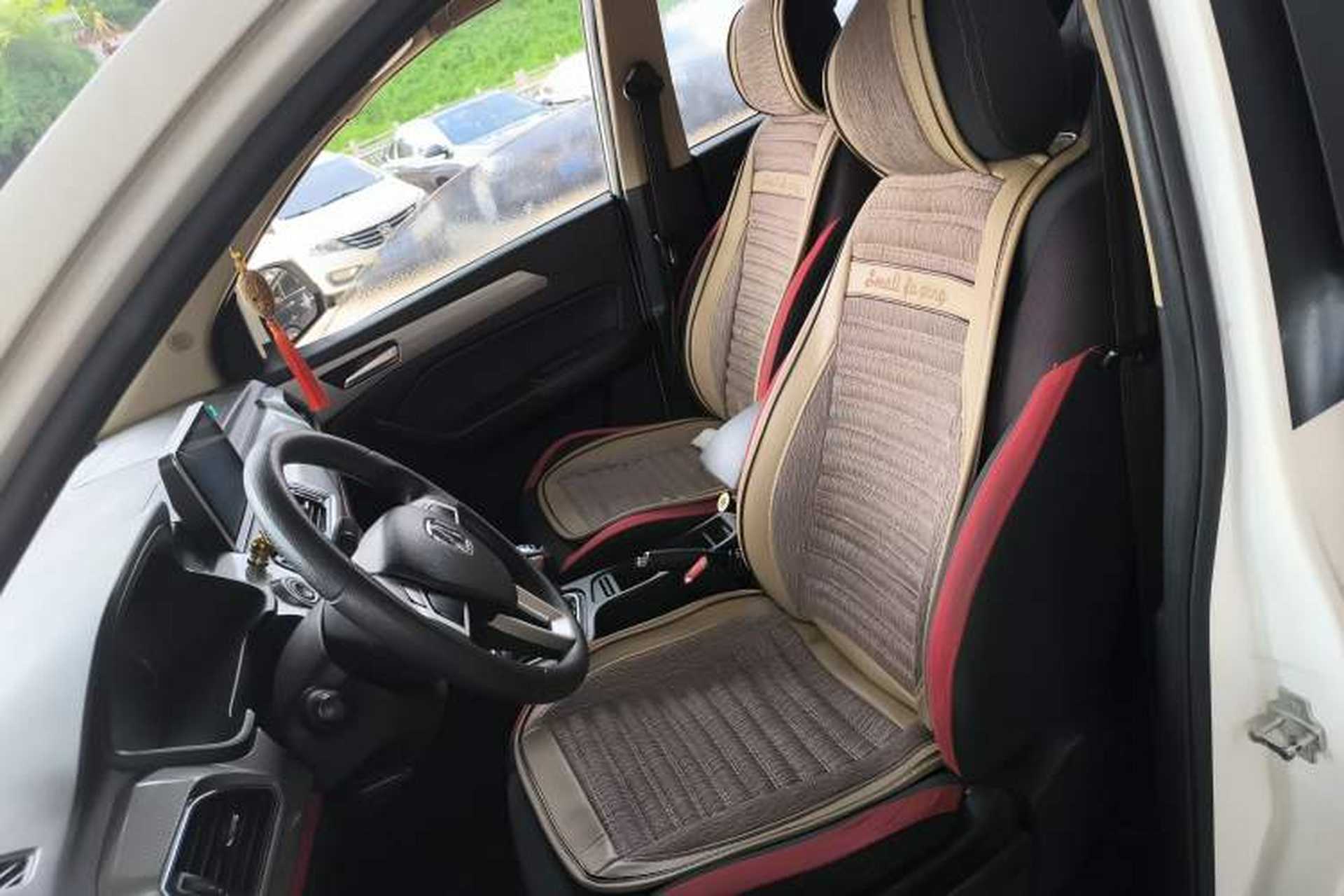 Used BAIC Weiwang M50F 2017 1.5L Standard Model Left Front Seat