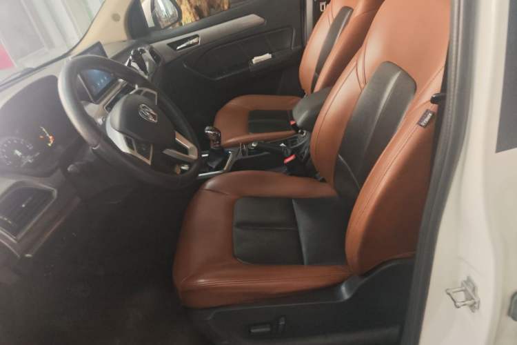 Used BAIC Weiwang M50F 2017 1.5L Luxury Model Left Front Seat