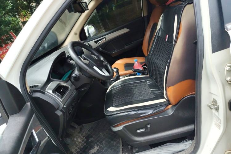 Used BAIC Weiwang M50F 2017 1.5L Luxury Model Left Front Seat