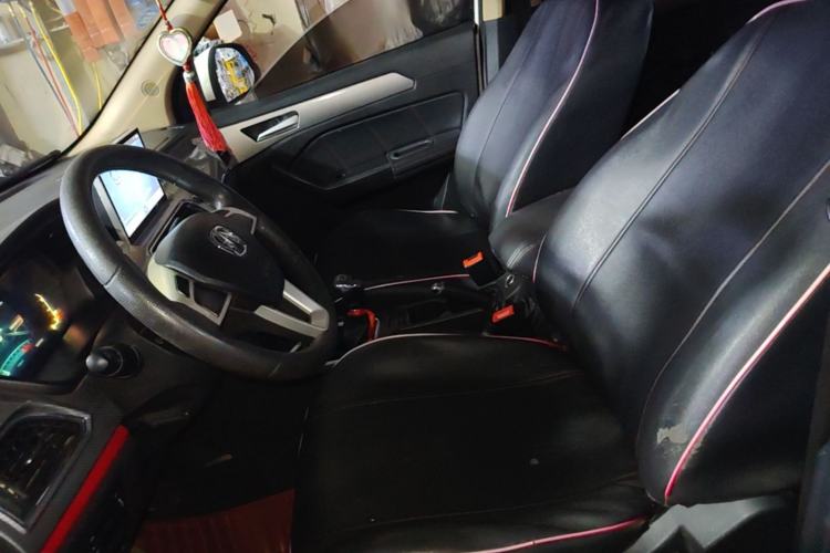 Used BAIC Weiwang M50F 2017 1.5L Standard Model Left Front Seat