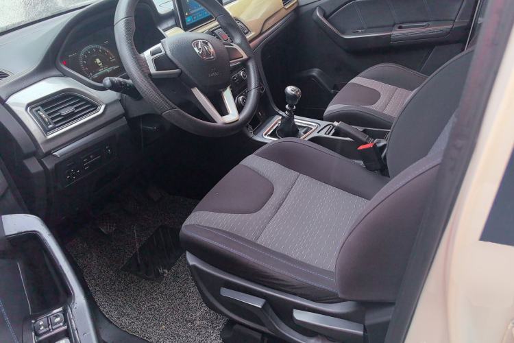 Used BAIC Weiwang M50F 2017 1.3T Standard Model Left Front Seat