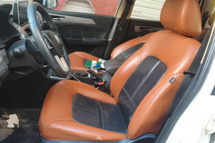 Used BAIC Weiwang M50F 2017 1.5L Luxury Model Left Front Seat