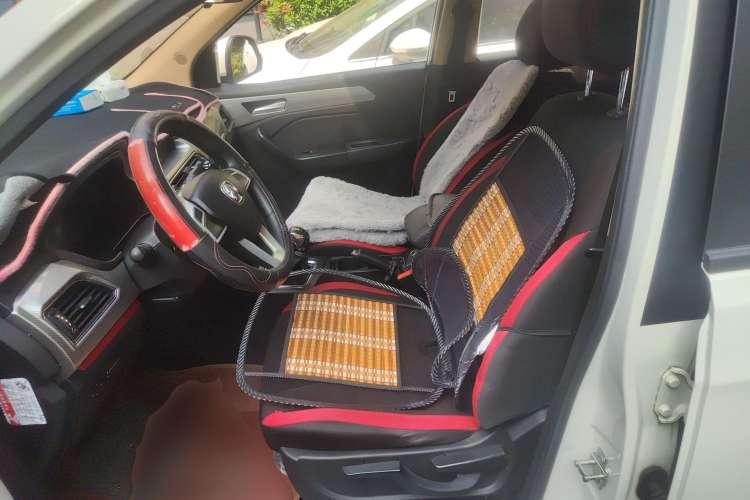 Used BAIC Weiwang M50F 2017 1.5L Standard Model Left Front Seat