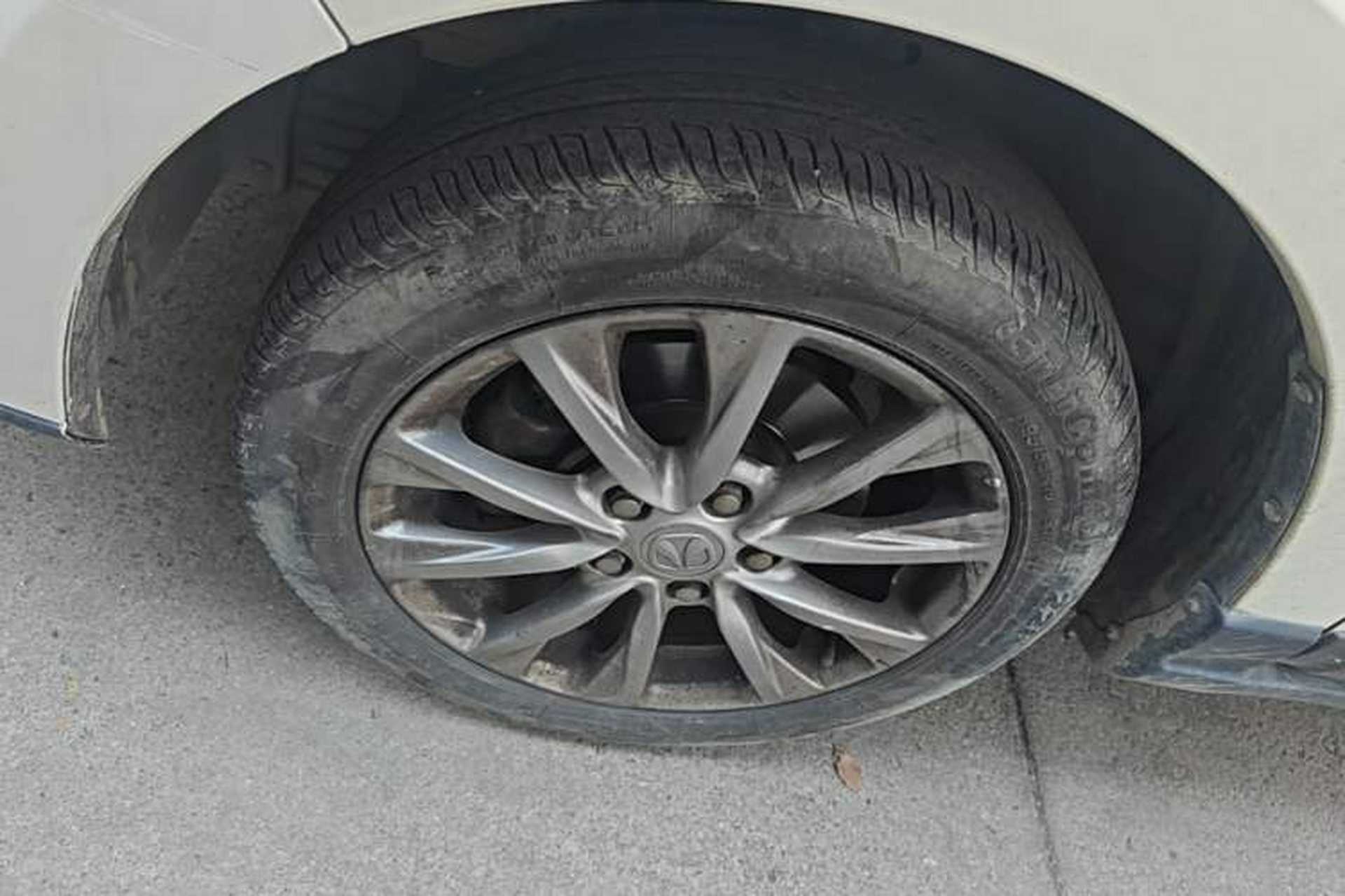 Used BAIC Weiwang M50F 2017 1.5L Standard Model Left Front Wheel Hub
