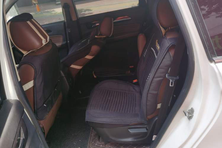 Used BAIC Weiwang M50F 2017 1.5L Luxury Model Left Rear Seat