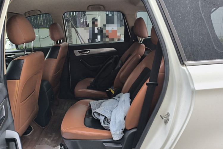 Used BAIC Weiwang M50F 2017 1.5L Comfort Edition Left Rear Seat