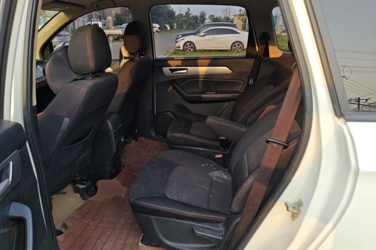 Used BAIC Weiwang M50F 2017 1.5L Standard Model Left Rear Seat