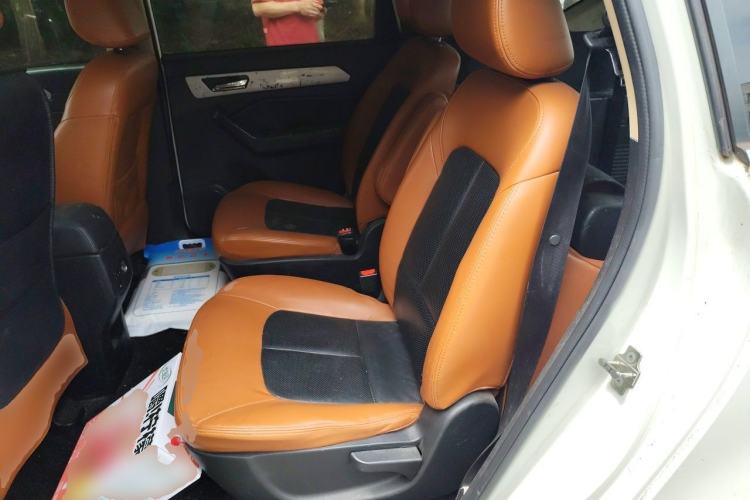 Used BAIC Weiwang M50F 2017 1.5L Luxury Model Left Rear Seat