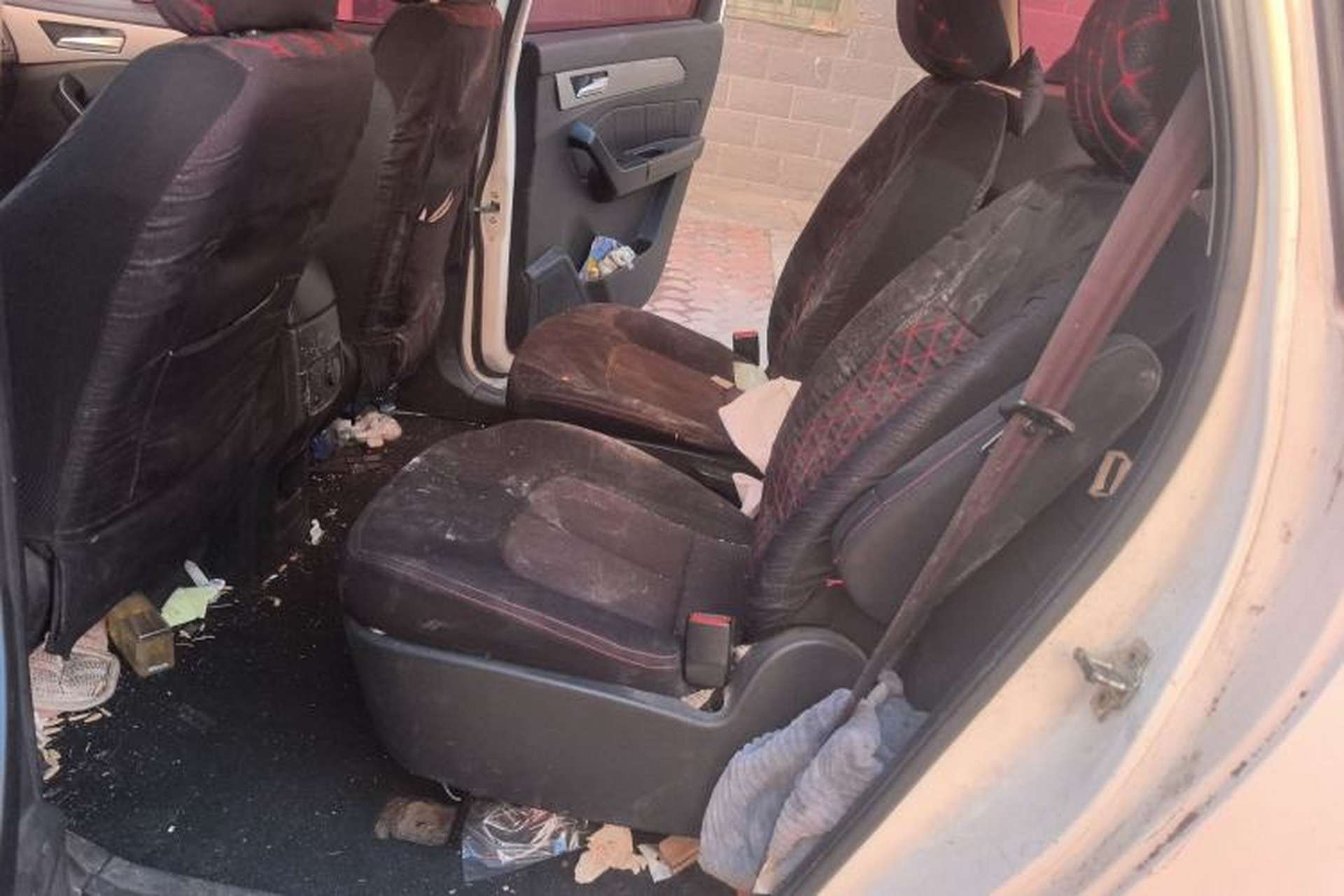 Used BAIC Weiwang M50F 2017 1.5L Value Edition Left Rear Seat