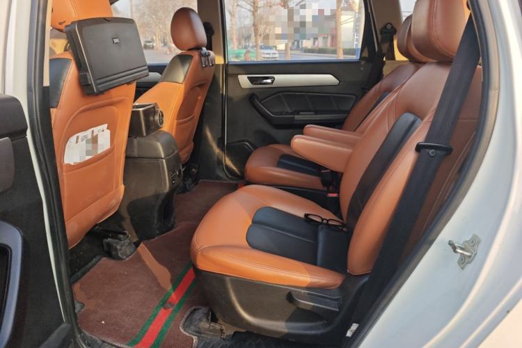 Used BAIC Weiwang M50F 2017 1.5L Comfort Edition Left Rear Seat