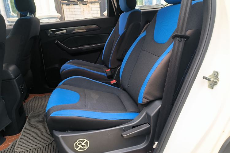 Used BAIC Weiwang M50F 2017 1.5L Standard Model Left Rear Seat