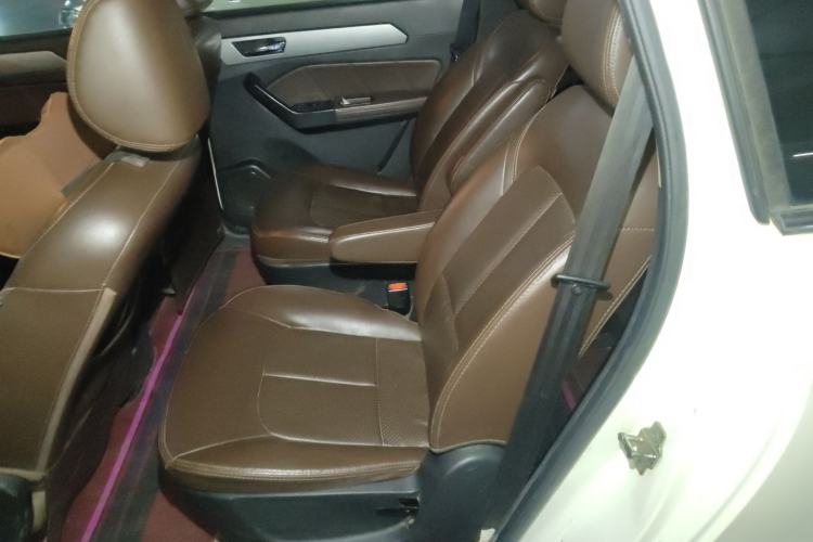 Used BAIC Weiwang M50F 2017 1.3T Comfort Edition Left Rear Seat