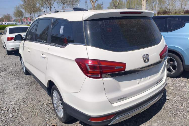 Used BAIC Weiwang M50F 2017 1.5L Comfort Edition Rear Left 45 Deg