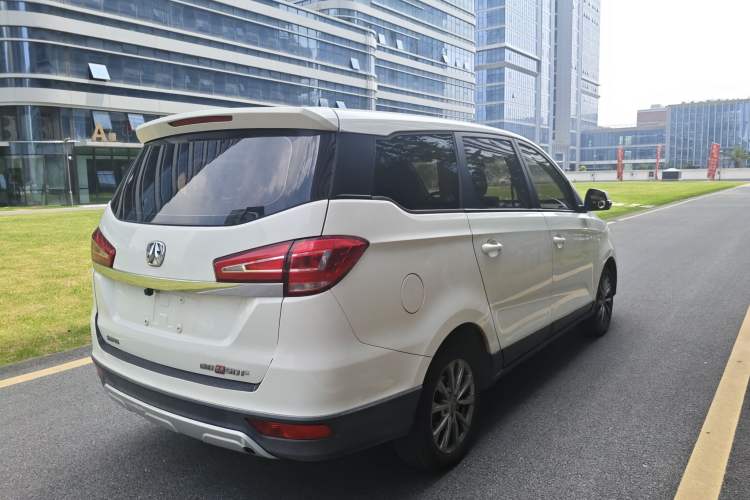 Used BAIC Weiwang M50F 2017 1.5L Standard Model Rear Right 45 Deg